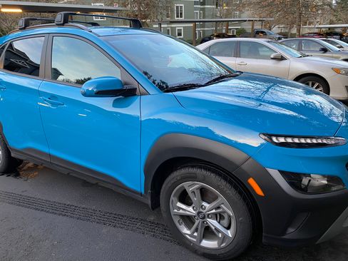 Used 2022 Hyundai Kona SEL w/ Cargo Package image 4