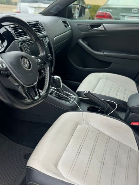 Used 2016 Volkswagen Jetta Sport w/ Lighting Package FWD image 6
