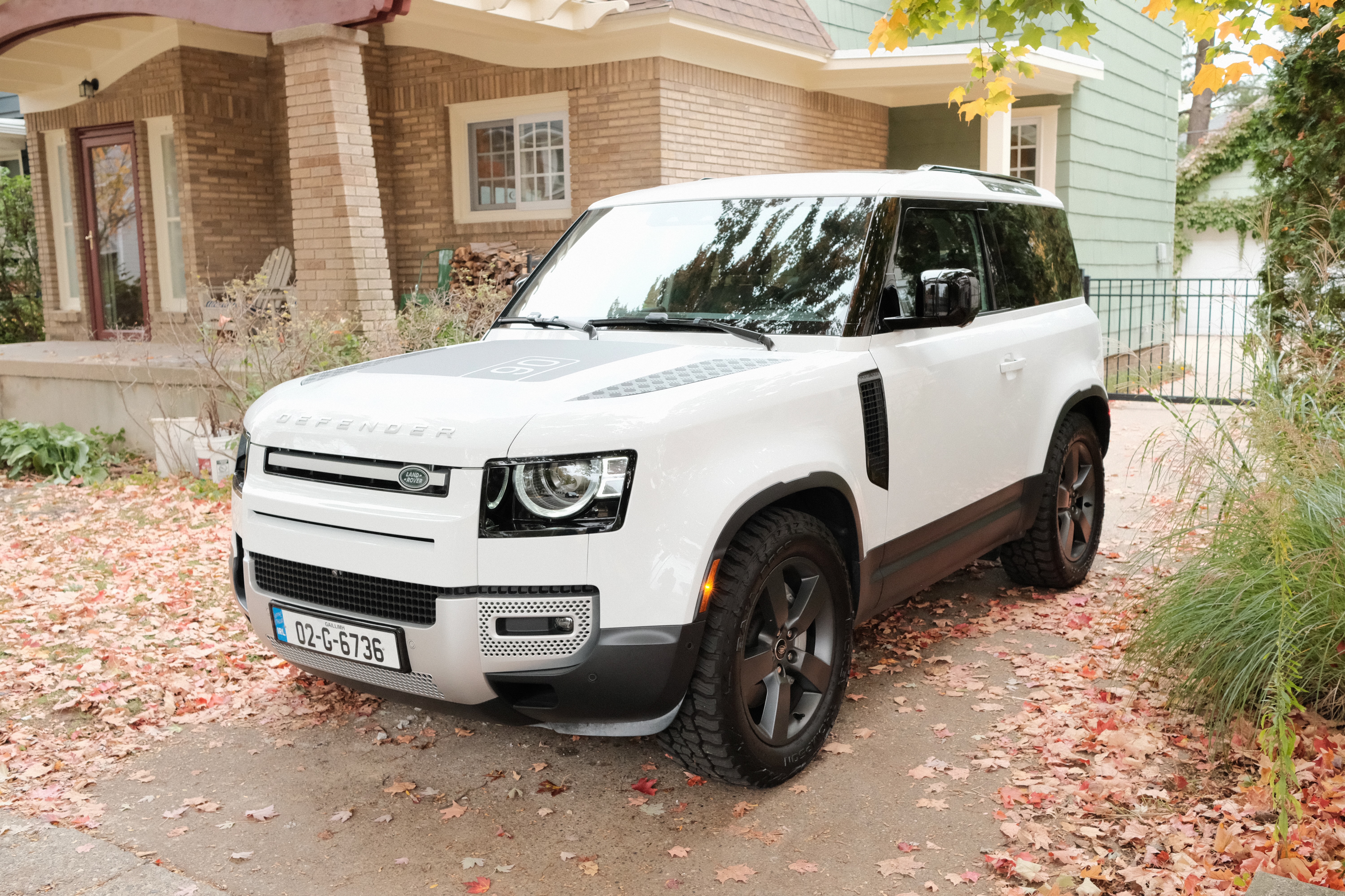 Used 2025 Land Rover Defender 90 S AWD/4WD image 8