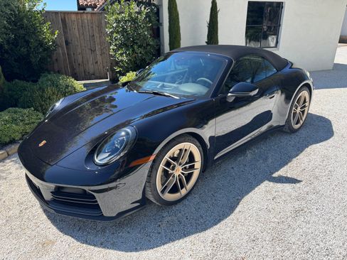 Used 2025 Porsche 911 Carrera image 11