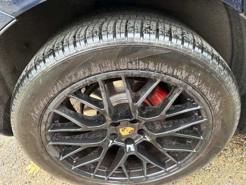 Used 2018 Porsche Macan GTS image 15