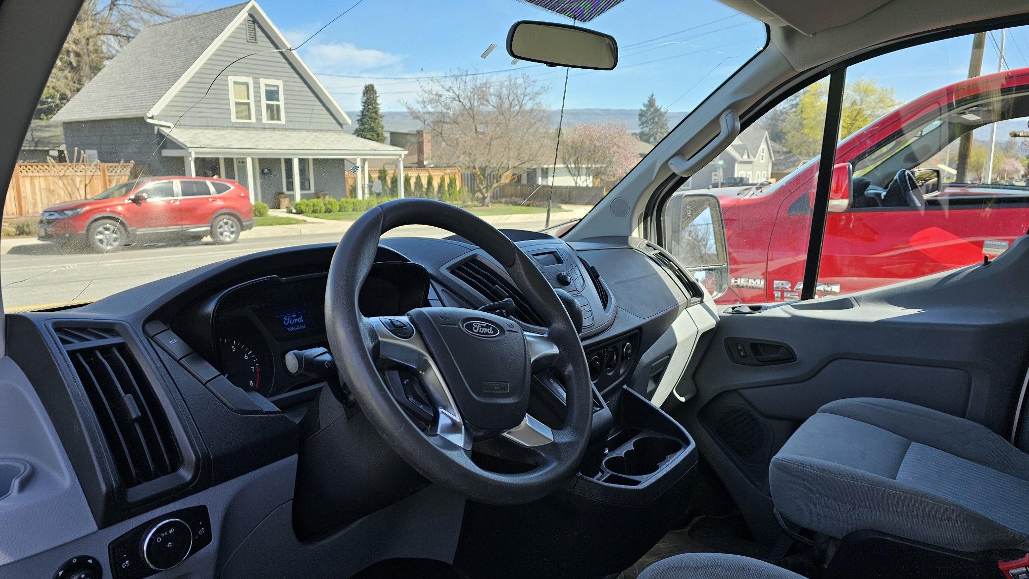 Used 2015 Ford Transit 250 130 Low Roof w/ Exterior Upgrade Package RWD image 9