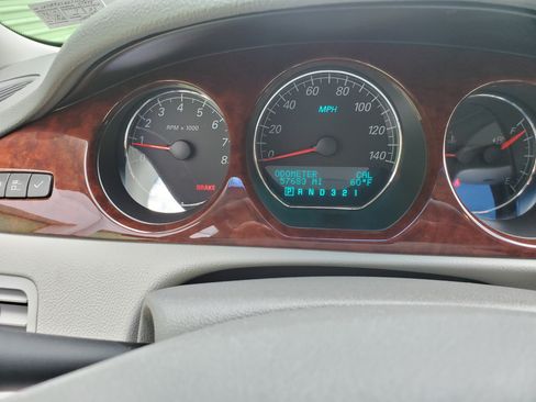 Used 2007 Buick Lucerne CX image 6