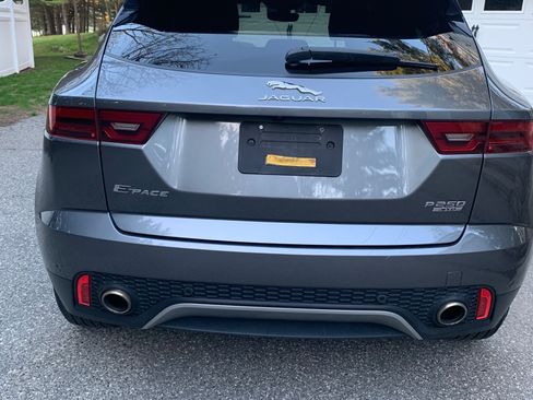 Used 2018 Jaguar E-PACE S AWD/4WD image 4