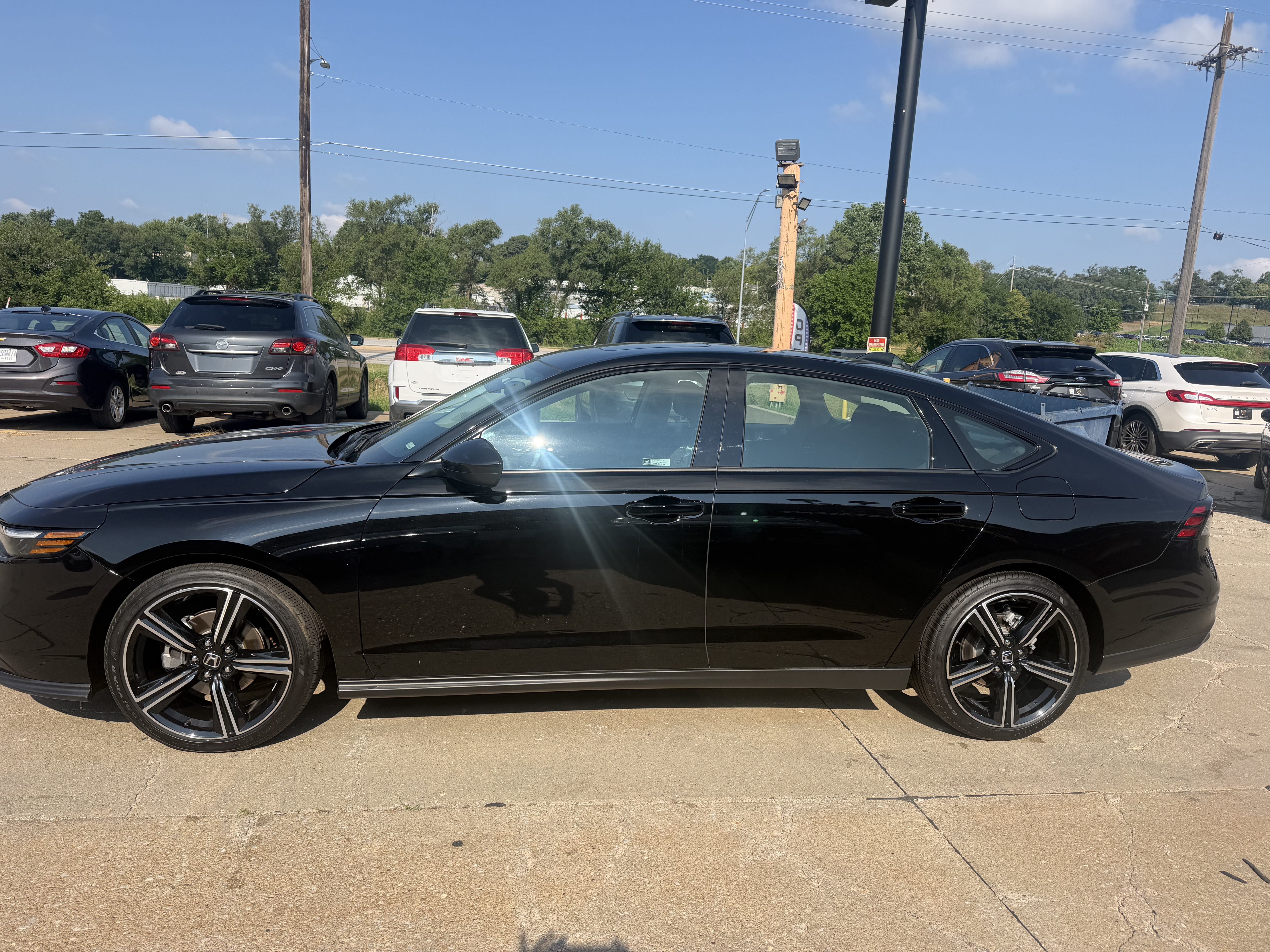 Used 2026 Honda Accord SE image 5