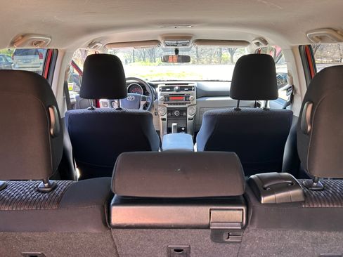 Used 2013 Toyota 4Runner SR5 image 29
