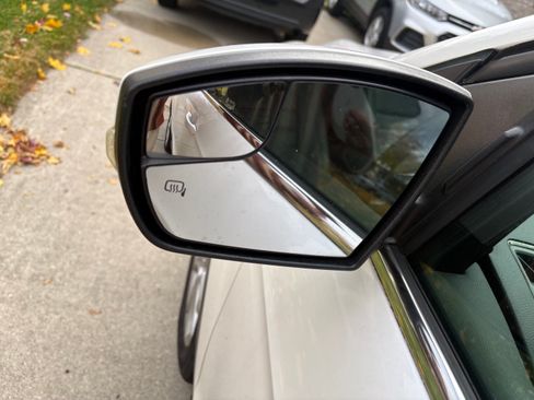 Used 2015 Ford Escape Titanium image 17