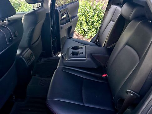 Used 2021 Toyota 4Runner TRD Off-Road Premium w/ Moonroof Package AWD/4WD image 8