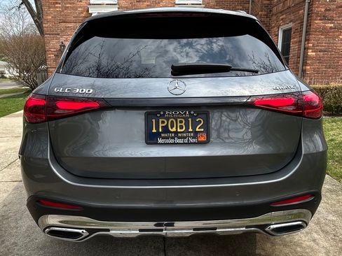 Used 2023 Mercedes-Benz GLC 300 4MATIC image 14