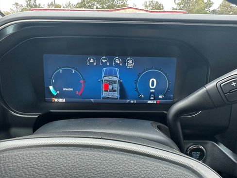 Used 2024 Ford F450 Limited w/ FX4 Off-Road Package image 9