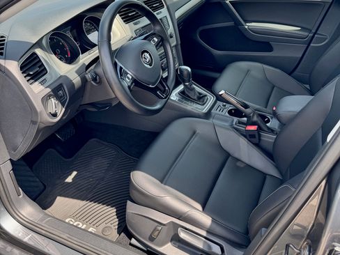 Used 2017 Volkswagen Golf Wolfsburg Edition FWD image 14