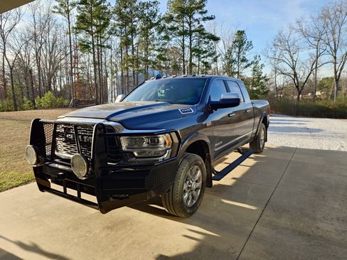 Used 2022 RAM 2500 Limited image 6