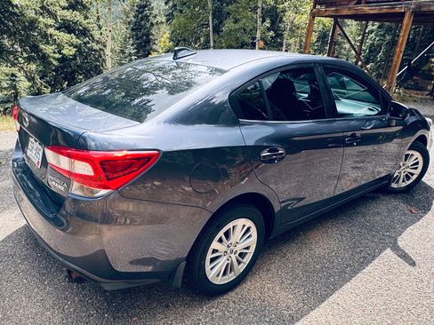 Used 2017 Subaru Impreza 2.0i Premium AWD/4WD image 4