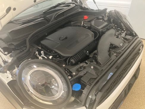 Used 2024 MINI Cooper S w/ Signature Upholstery Package image 22