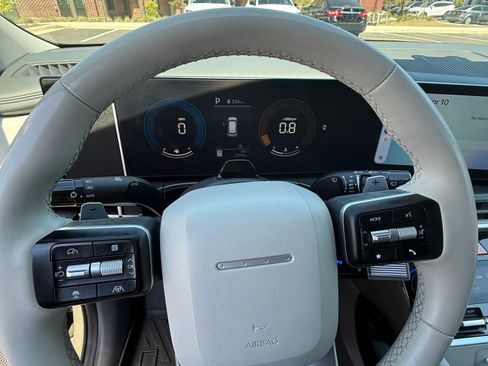 Used 2024 Hyundai Santa Fe SEL image 20