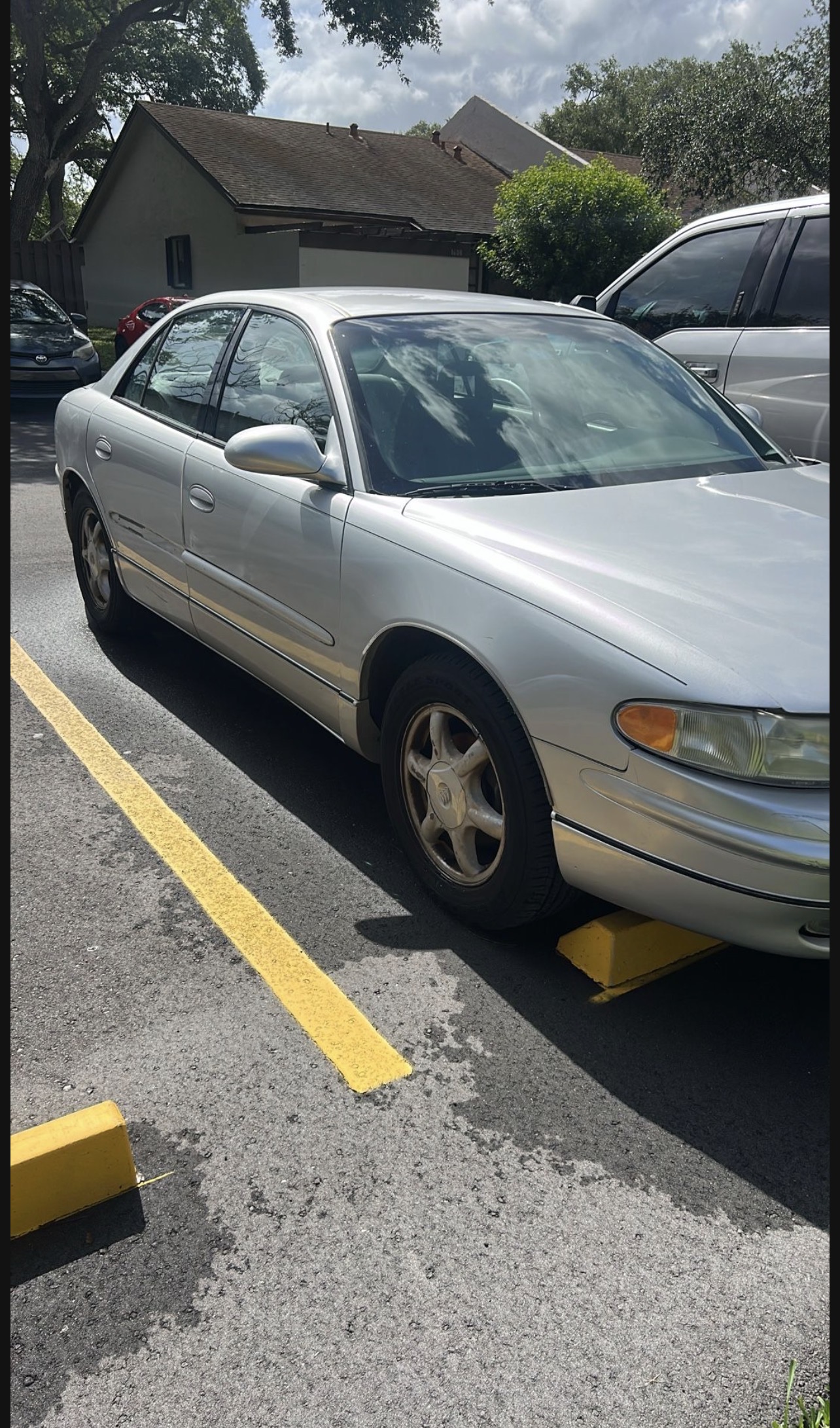 Used 2004 Buick Regal LS FWD image 2