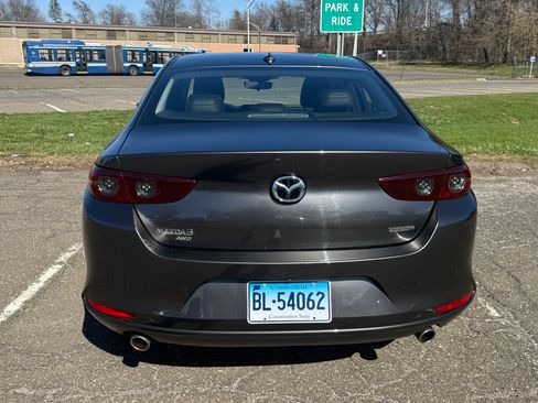 Used 2019 MAZDA MAZDA3 AWD Sedan w/ Preferred Package image 6