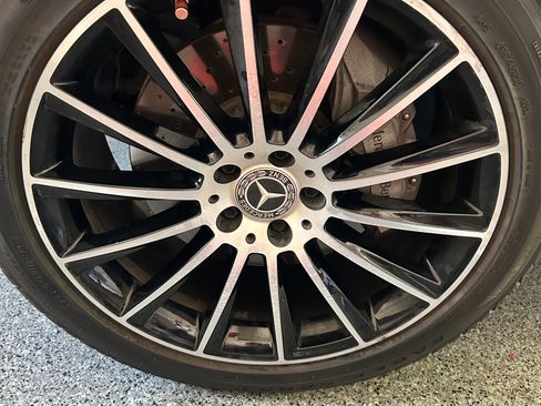 Used 2019 Mercedes-Benz GLC 300 4MATIC Coupe image 17