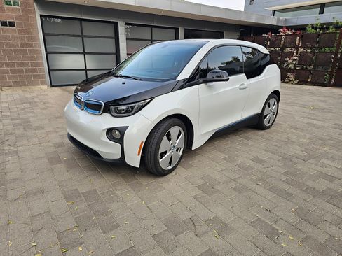 Used 2016 BMW i3 image 2