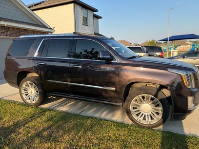Used 2016 Cadillac Escalade Platinum