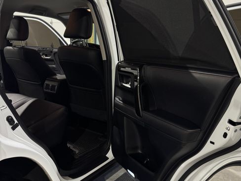 Used 2024 Toyota 4Runner TRD Off-Road Premium image 20