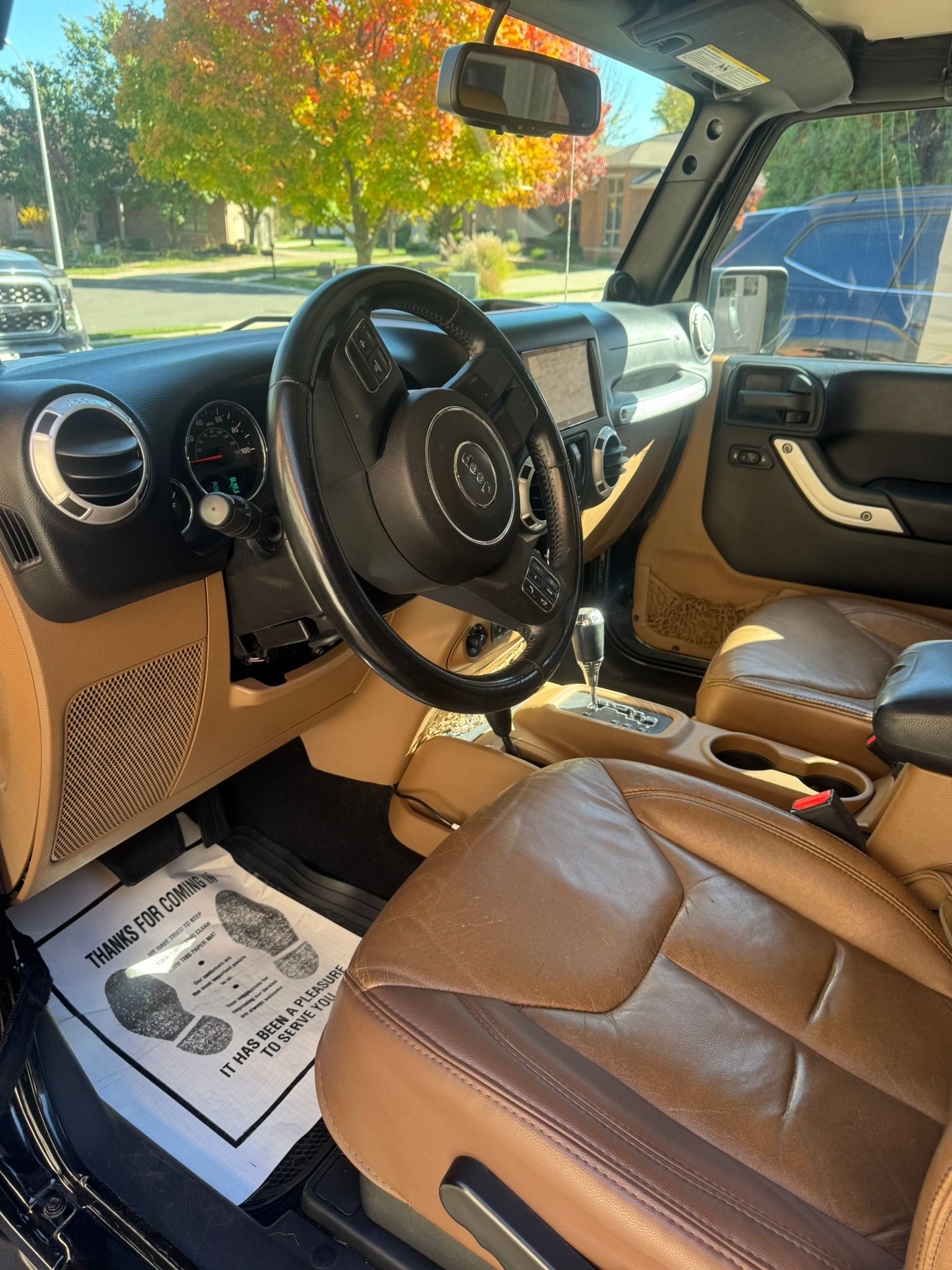 Used 2013 Jeep Wrangler Sahara w/ Connectivity Group AWD/4WD image 4