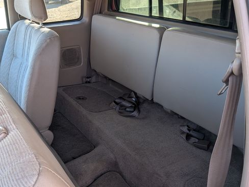 Used 1997 Toyota T100 DX image 17