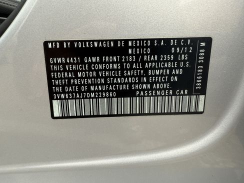 Used 2013 Volkswagen Jetta SEL Premium image 14