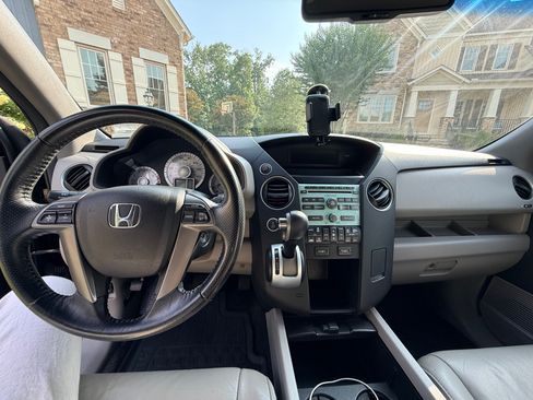 Used 2011 Honda Pilot EX-L image 5