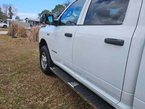 Used 2021 RAM 2500 Tradesman image 17