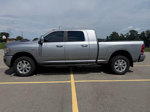 Used 2024 RAM 2500 Laramie w/ Sport Appearance Package AWD/4WD image 1