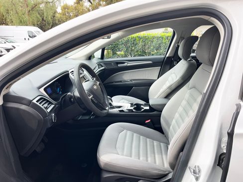 Used 2014 Ford Fusion S image 14