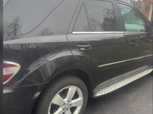 Used 2009 Mercedes-Benz ML 350 ML 350 Sport Utility 4D image 5