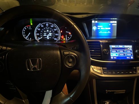 Used 2014 Honda Accord EX-L image 10