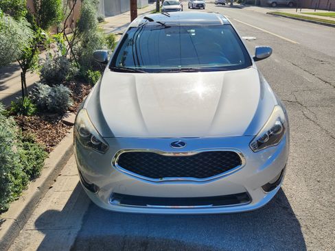 Used 2016 Kia Cadenza Premium w/ Luxury Plus Package image 1