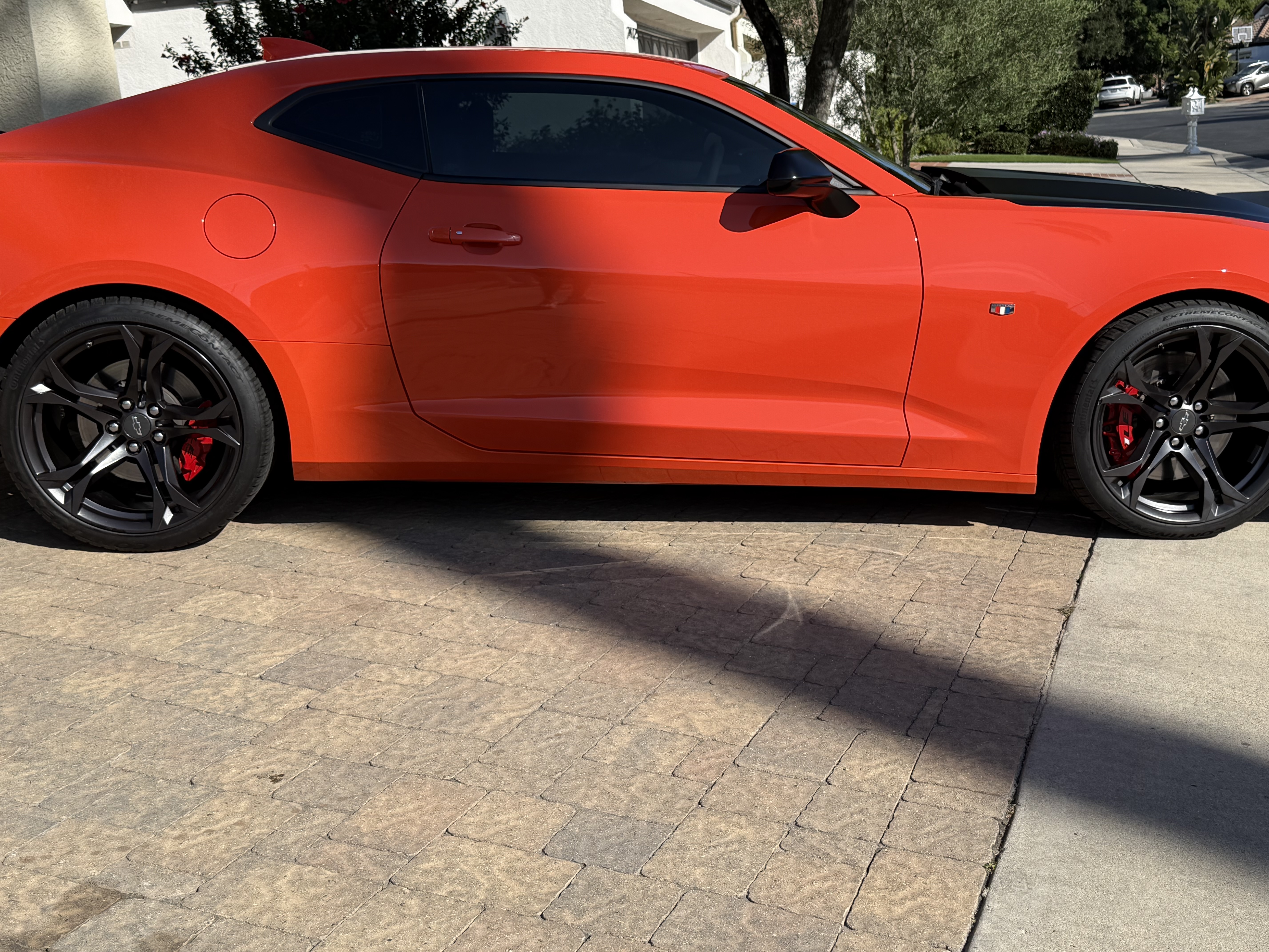 Used 2021 Chevrolet Camaro SS RWD image 9