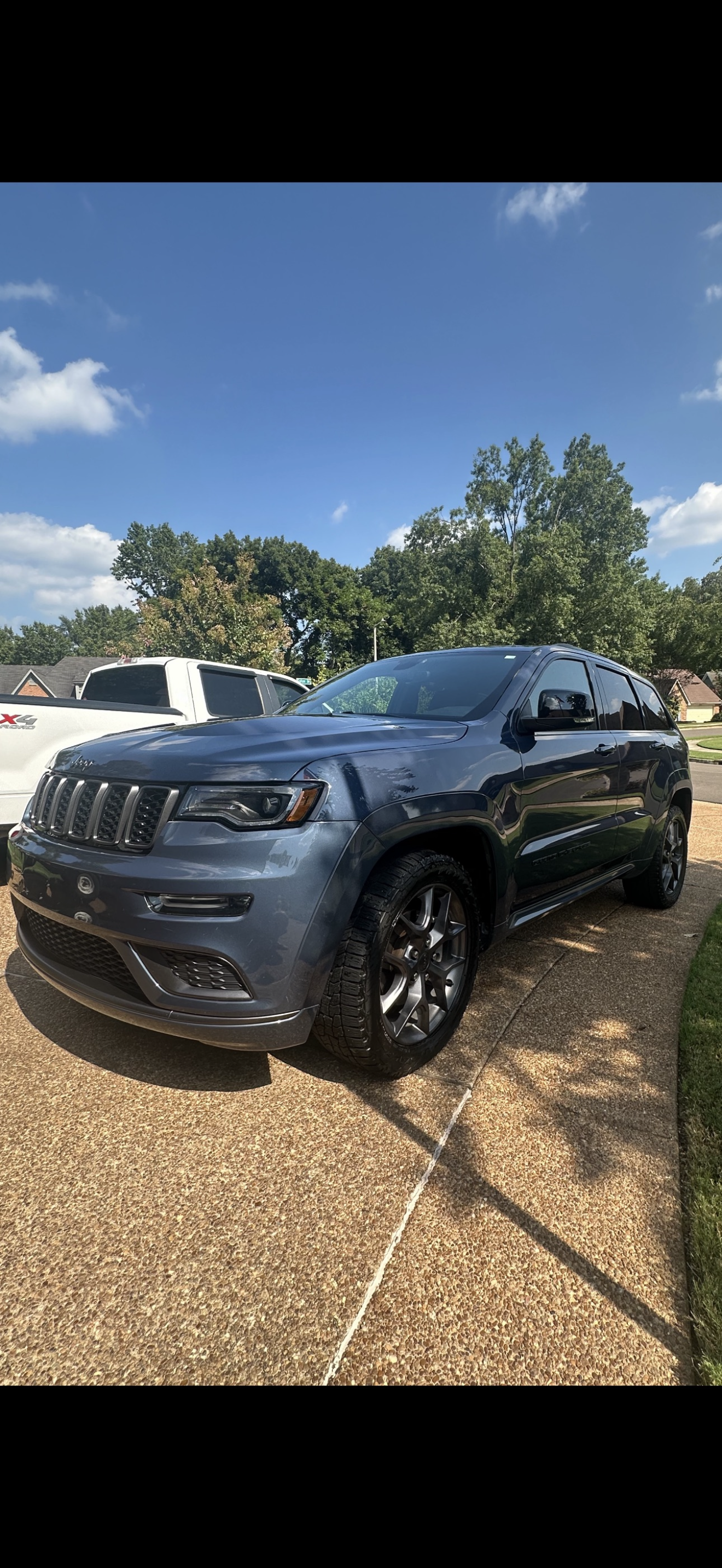 Used 2020 Jeep Grand Cherokee Limited X AWD/4WD image 2