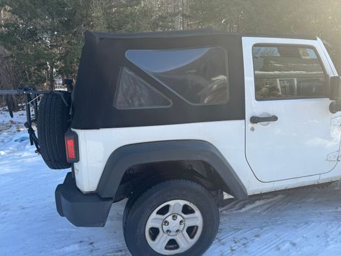 Used 2012 Jeep Wrangler Sport image 5