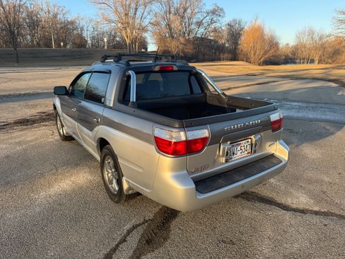 Used 2005 Subaru Baja Turbo AWD/4WD image 6