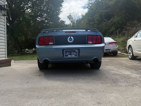 Used 2006 Ford Mustang GT Premium image 8