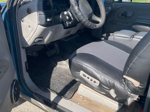 Used 1998 Chevrolet Silverado 1500 4x4 Extended Cab w/ Preferred Equipment Group 3 image 13