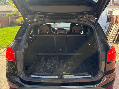 Used 2017 BMW X1 xDrive28i image 12