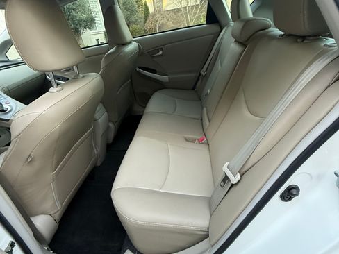 Used 2013 Toyota Prius One image 11