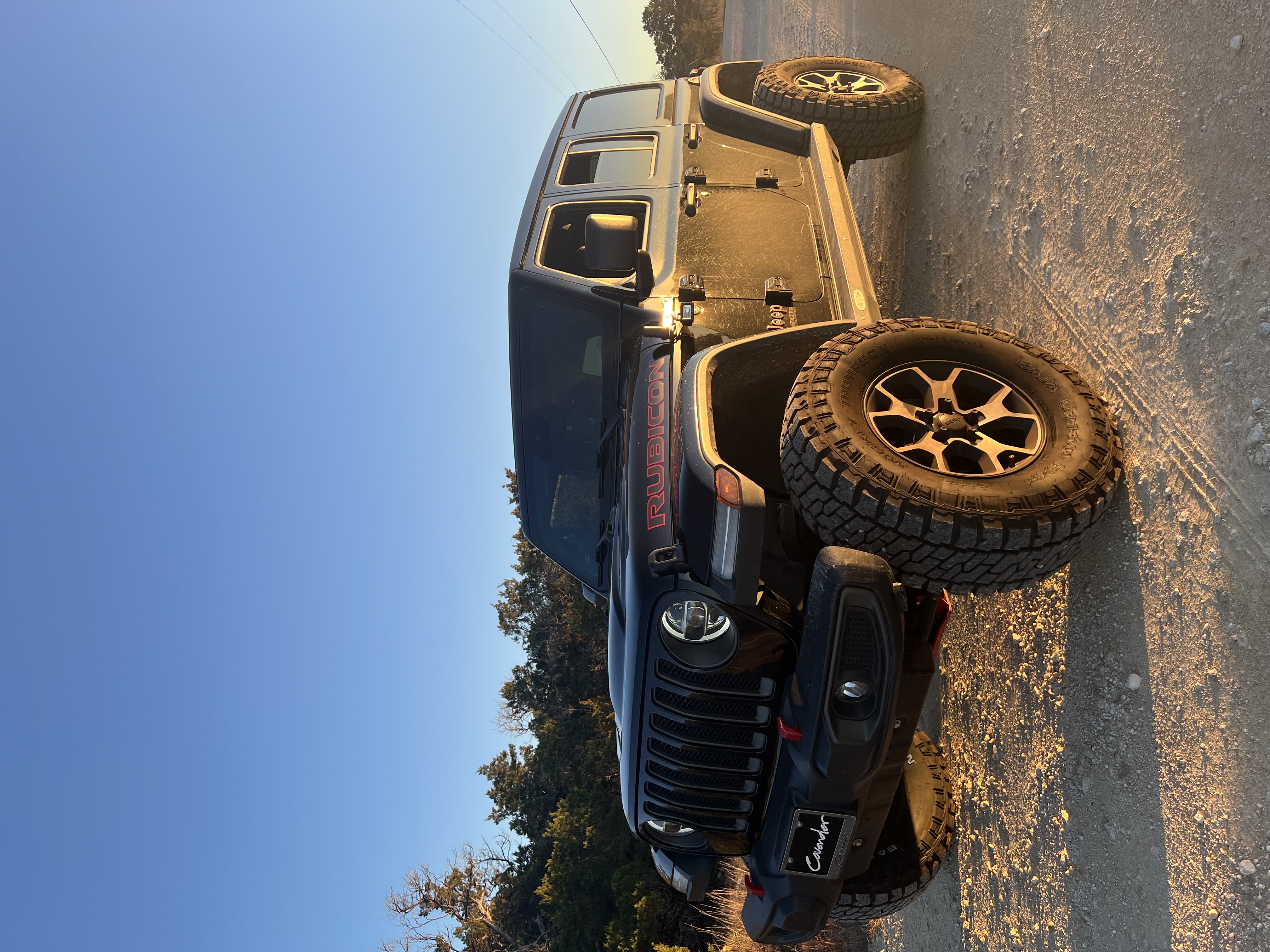 Used 2020 Jeep Wrangler Unlimited Rubicon AWD/4WD image 4