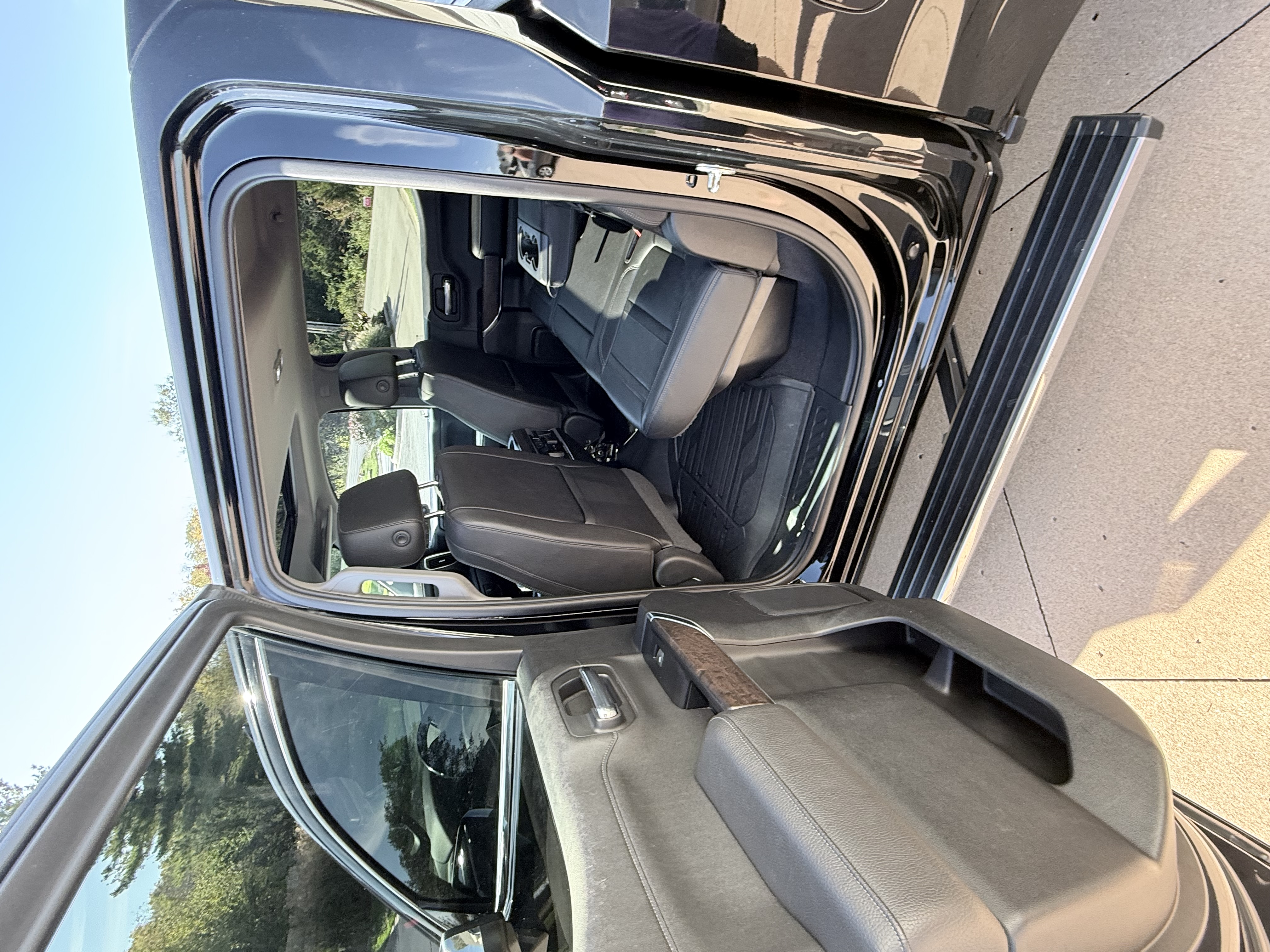 Used 2019 GMC Sierra 1500 Denali w/ Denali Ultimate Package AWD/4WD image 10