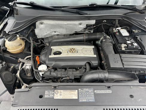 Used 2009 Volkswagen Tiguan SE image 17