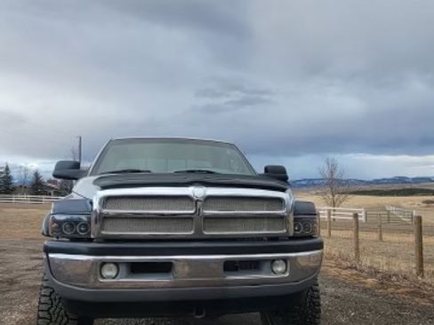 Used 2001 Dodge Ram 2500 Truck Long Bed image 5