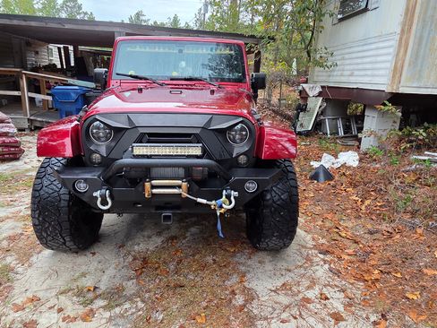 Used 2011 Jeep Wrangler Unlimited Sahara w/ Dual Top Group image 6