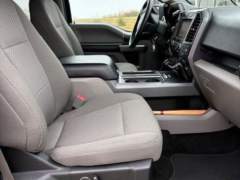 Used 2018 Ford F150 XLT w/ Equipment Group 302A Luxury image 17