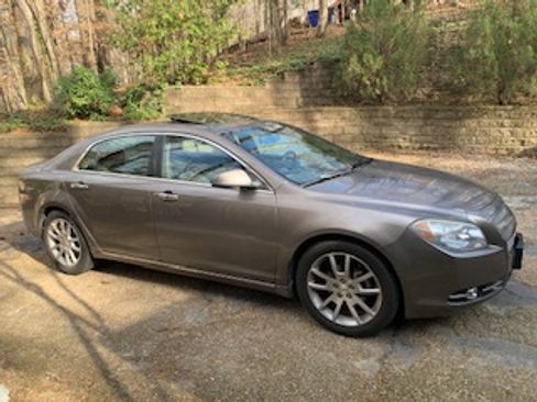 Used 2011 Chevrolet Malibu LTZ w/ HFV6 Engine Package image 1